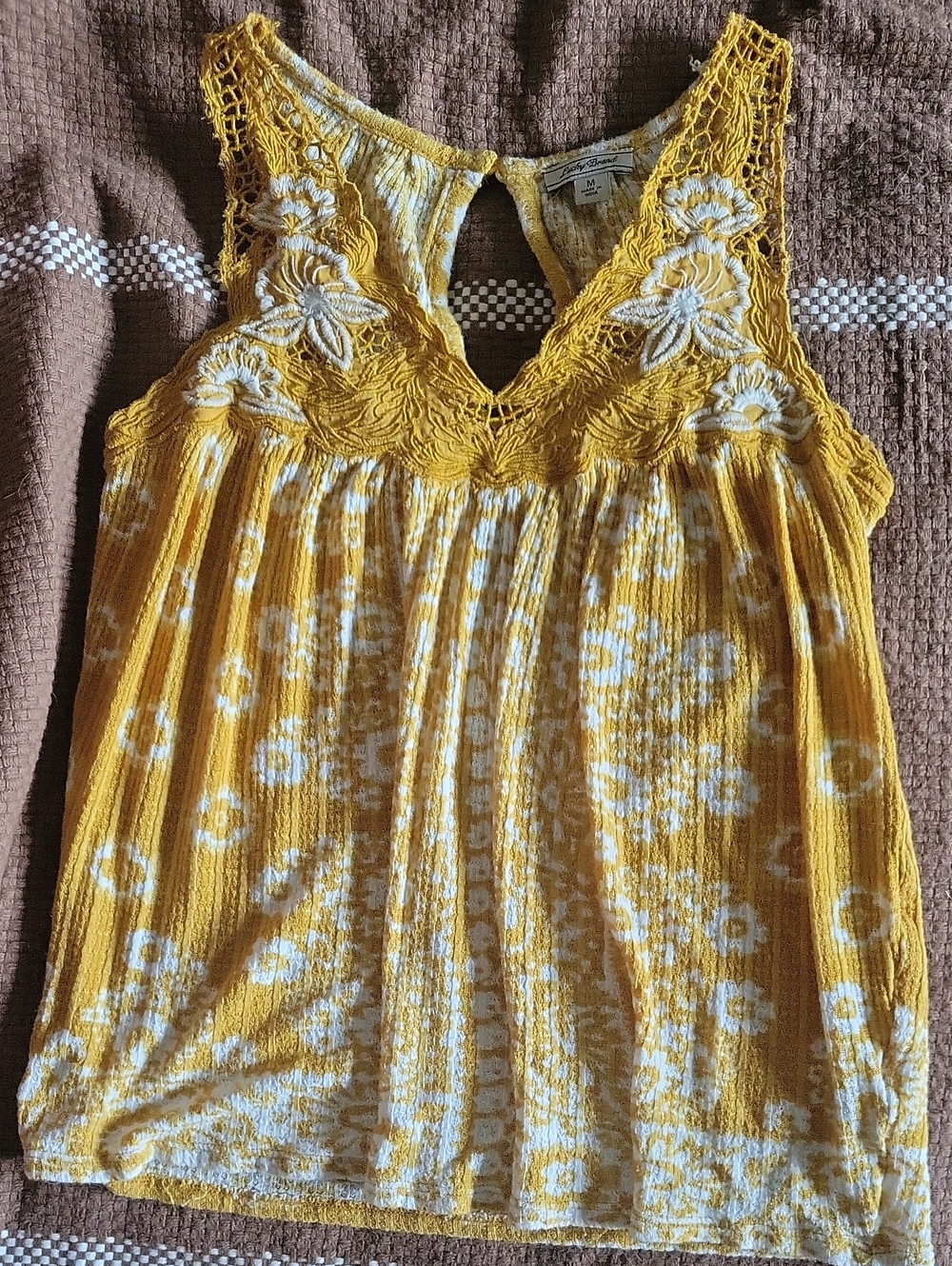 Lucky Brand Mustard Gold Yellow Floral Crochet Yoke Tank Medium